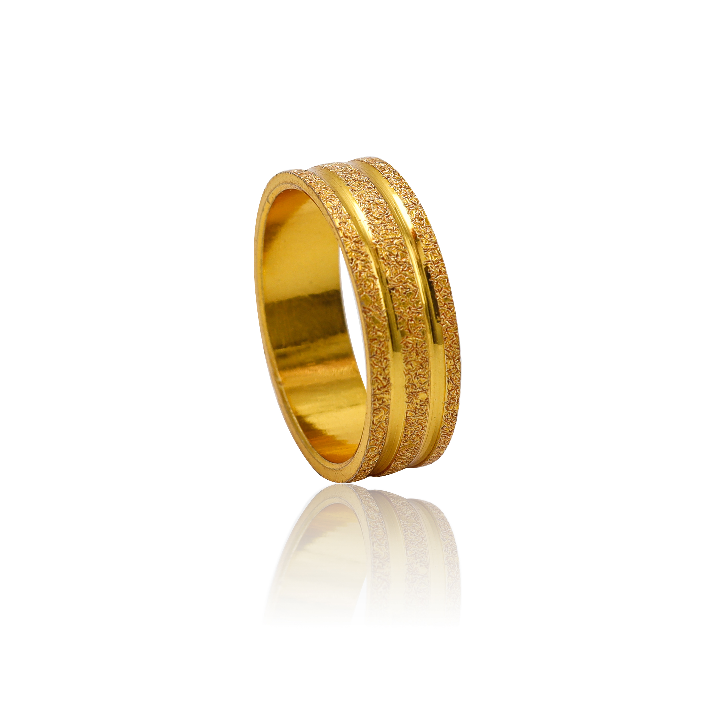 Gold Plated Cutting Design Plain Ring For Men And Women