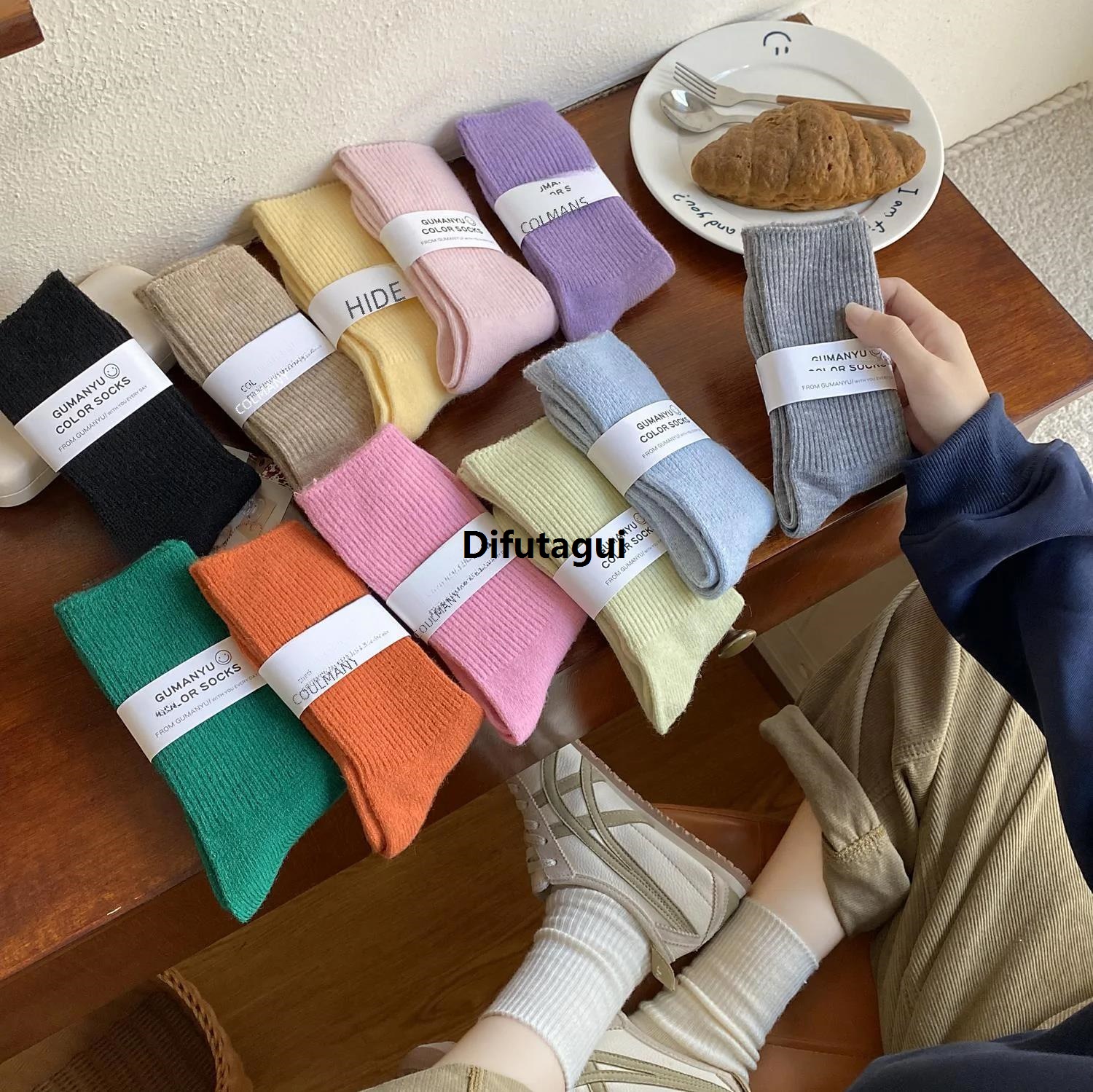 Difutagui Portable Stockings warm korean style 100% cashmere socks Hot Selling women's thickened vintage wool autumn and winter