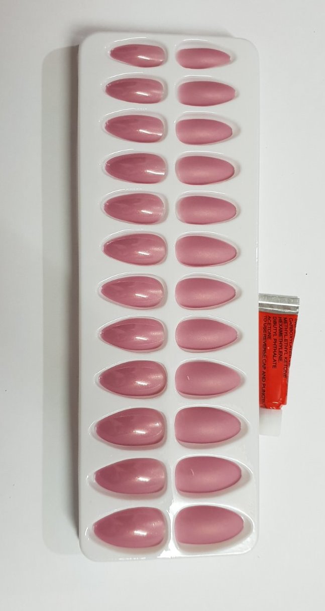 24 peieces fake Nails With Glue Unbreakable Nails & Reuseable