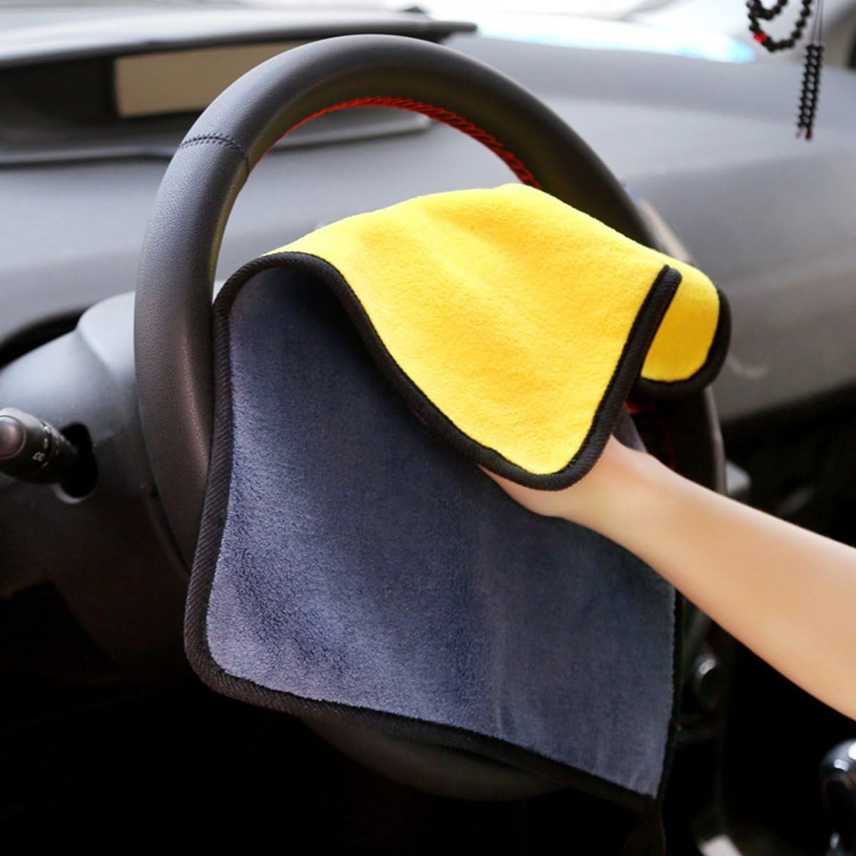 Ultrasoft, Large, Thick and Quick Drying Car Microfiber Cleaning Towel - image 1