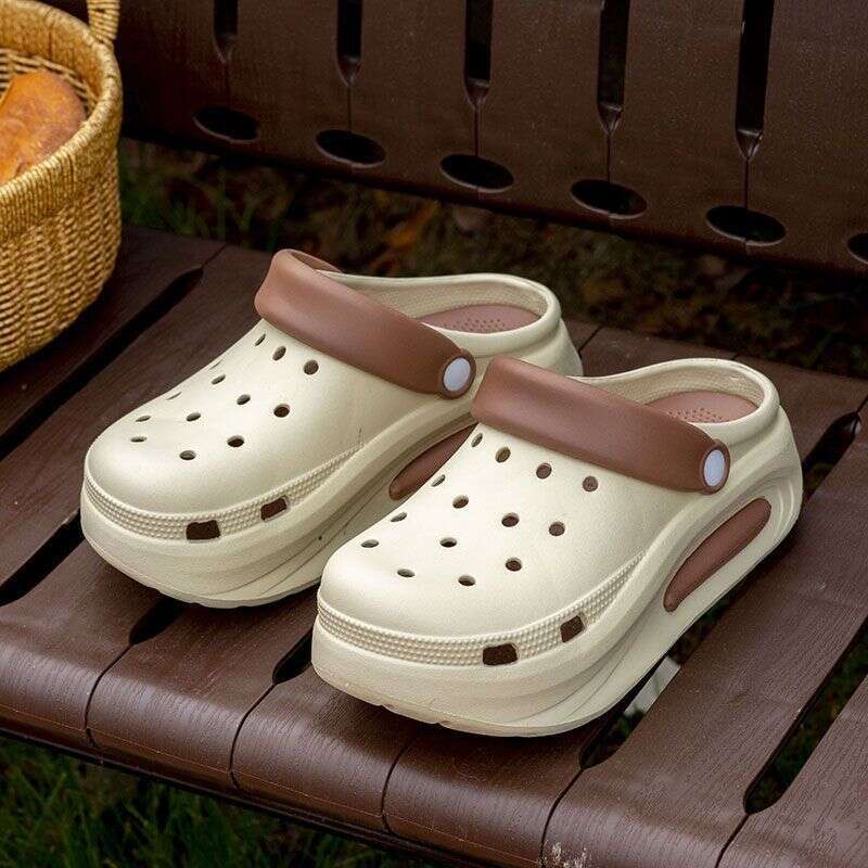 Thick soled perforated for women in summer EVA height increasing shoes with toe caps beach slippers high end feel 2024 new sandals