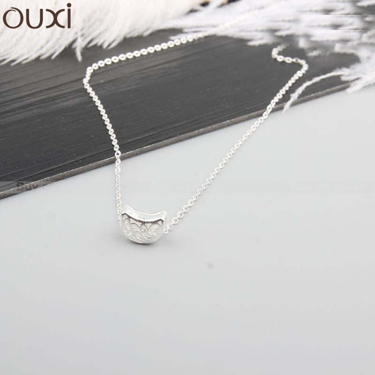 OUXI Pure Silver Moon Pendant With Chain For Women- K10200