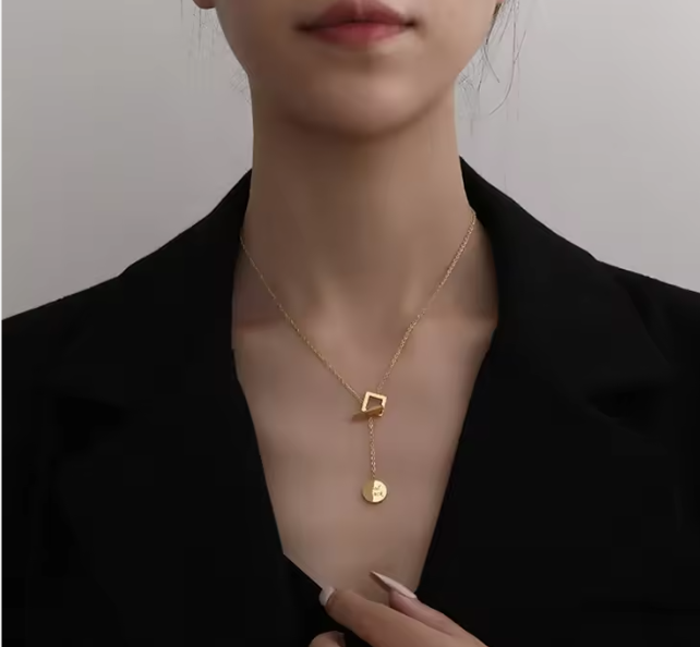 Gold Plated Stainless Steel Disc Pendant Necklace for Women - Elegant Clavicle Chain Jewelry