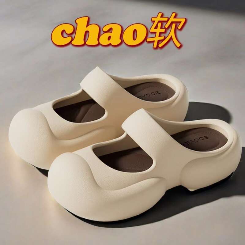 New Baotou women in summer popular among internet celebrities. Thick soft sole anti slip beach feel and a sense of stepping poop. Cave shoes for wearing on the outside cool slippers