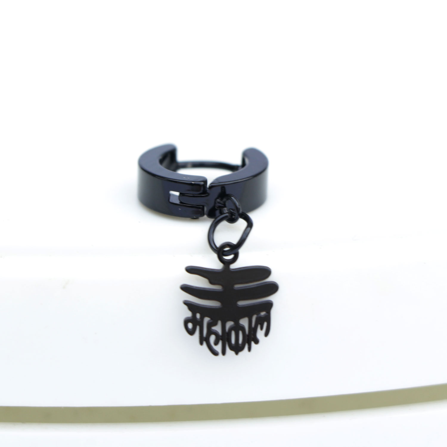 Black Earrings 1 Pieces For Unisex