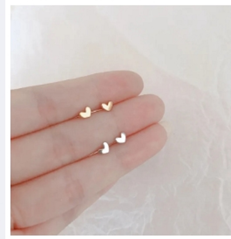 1 Pair Korean Version Fresh Sweet Shiny Little Love Simple Girl Heart-shaped Earrings