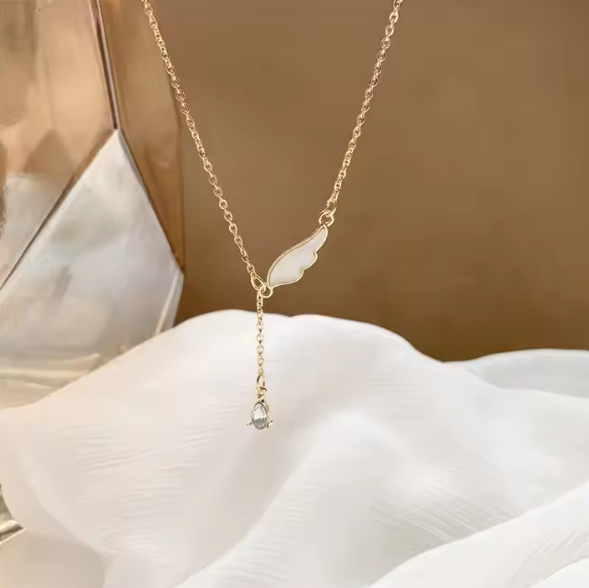 1 Piece Cute Gold Plated The Angel Wings Chain Necklace Jewelry For Women - Best Gift For Your Women