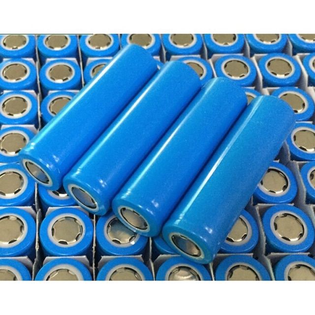 2 Pcs Rechargeable Battery 1200mAh Lithium Ion Battery 1200mAh Lithium Ion 3.7V Rechargeable Lithium Battery Charging Voltage
