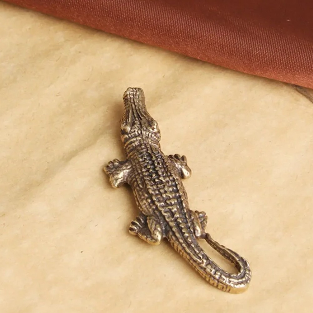 Portable Alloy Crocodiles Statue Vintage Mini Crocodiles Pendant Multipurpose Crocodiles Toy Figurines Office Desk