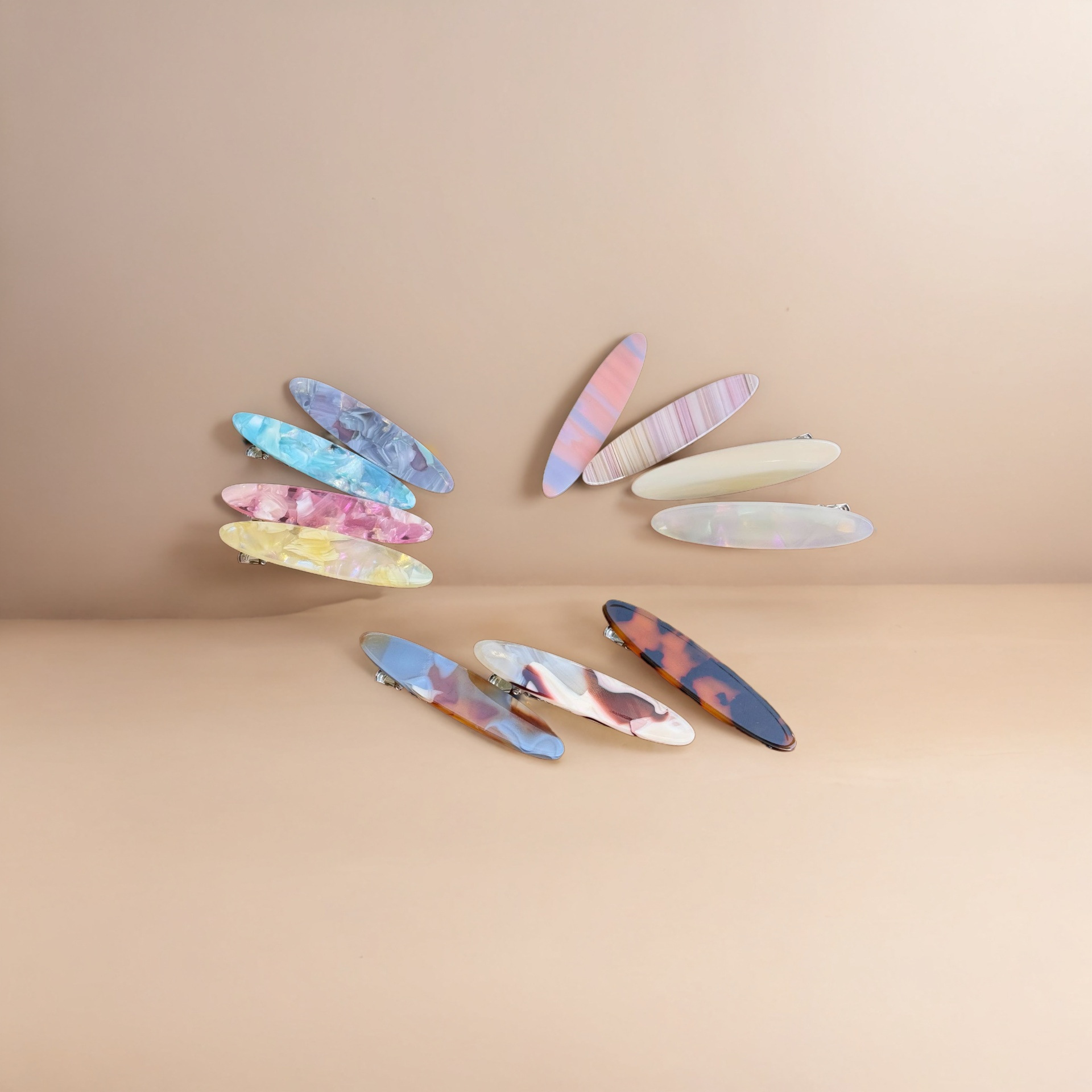 The new oval long duck bill clip is fresh and cute, candy color, elegant and sweet side clip, dopamine bangs clip