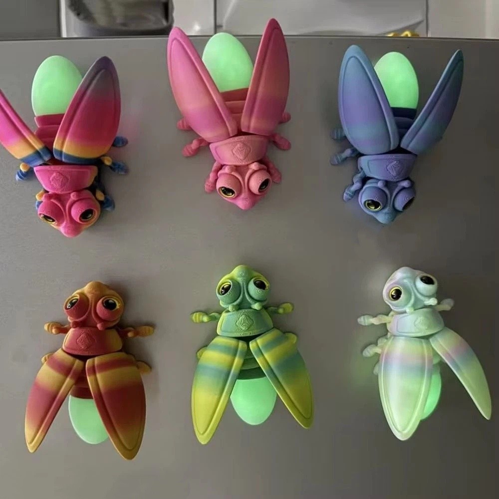 Collectors Gift Creative 3D Printed Luminous Firefly Figurines Glowing Tail Cute 3D Printed Firefly Model Luminous Handmade Magnetic Luminous Firefly Kitchen Decor