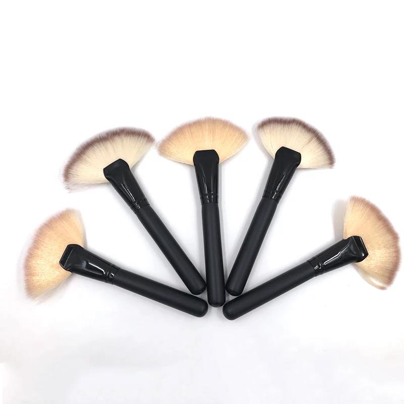 Wenefang Fashion 1PCS Soft Makeup Large Fan Brush Foundation Blush Blusher Powder Highlighter Brush Powder brushes Cosmetic Brushes Maquiagem