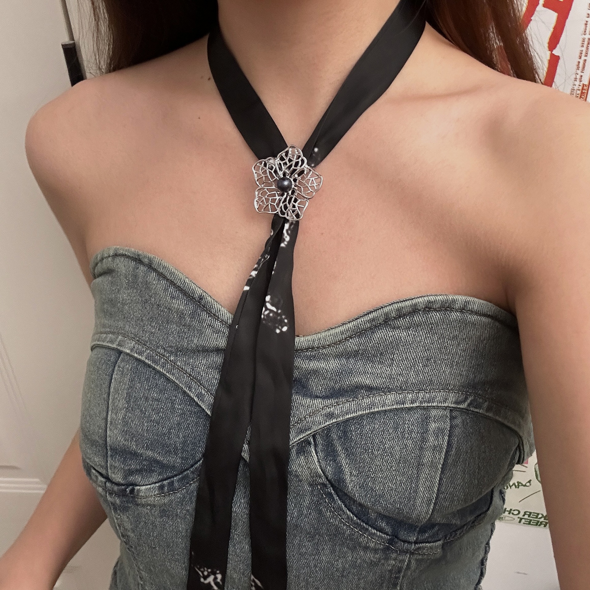 designs】Korean Style Flower Ribbon Choker Necklace Women's Light Luxury Ins Style Sweet Cool Spice Girl Pure All-match Chain Autumn and Winter