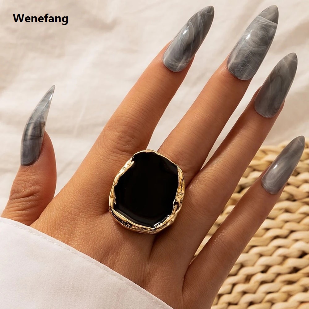 Wenefang 2023 Fashion Vintage Men Vintage Ring Enamel Rings Punk Classic Black Drip Imitation Black Stones Male Enamel Ring Luxury