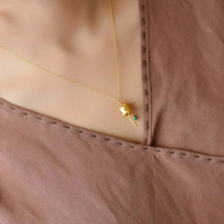 【Essential Good Item】Ethnic Style Gold-plated Turquoise Pendant Women's Small and Exquisite All-match Collar Chain Pendant Vintage Chinese Necklace