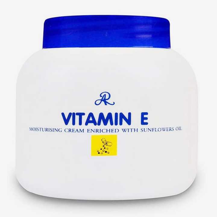 AR Vitamin E Moisturizing Cream Enriched With Sunflowers Oil-200g AR Vitamin E Moisturizing Cream Enriched With Sunflowers Oil-200g