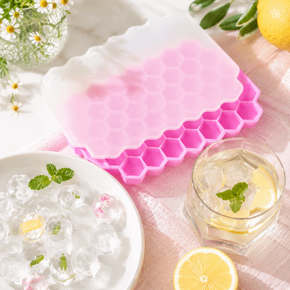 Refrigerator Ice Storage 37 Grids Ice Cube Tray Large Capacity Reusable Honeycomb Cube Ice Mold Homemade Thickened Ice Making Mold Kitchen Use