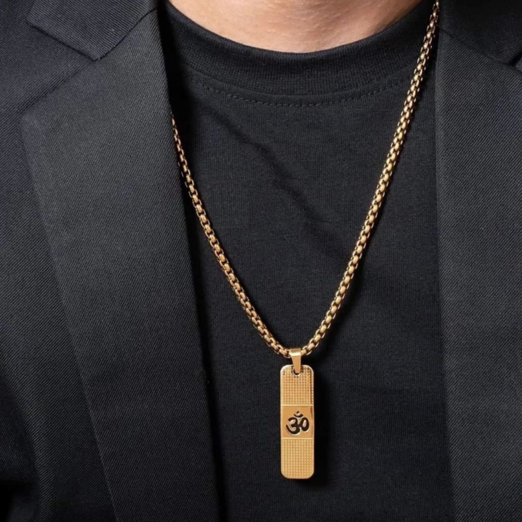 OM Pendant Vertical Bar Chain Simple Necklace For Men Gold Colored Minimalist Necklace For Everyday Use