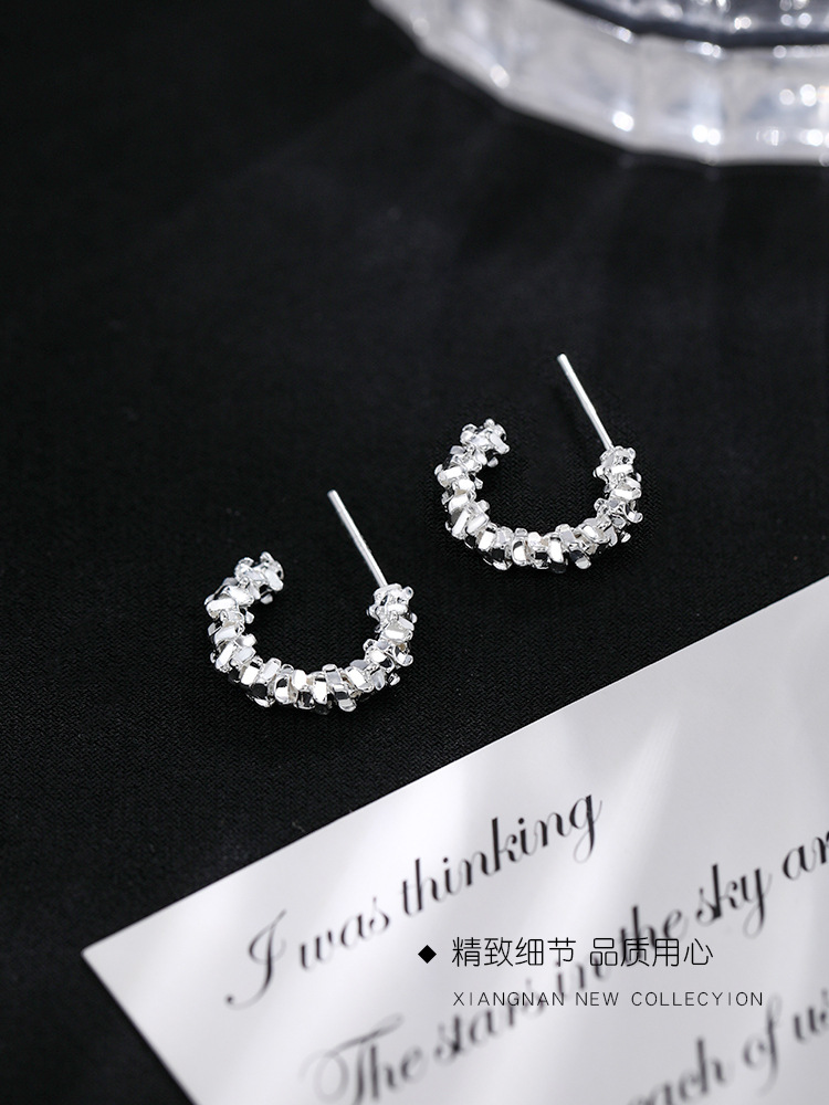 【Top Picks】Straight Hair 999 Silver Needle Broken Silver Earrings New Style 2024 Sense Light Luxury Women's Earrings Niche Earrings Price