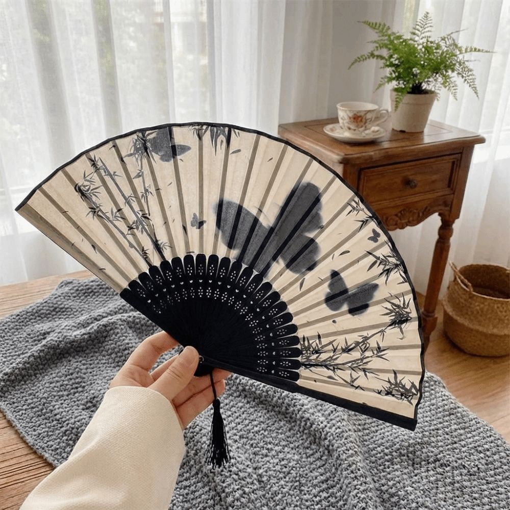 Summer Cooling Vintage Silk Folding Fan Chinese Style Butterfly Print Bamboo Fan Handmade Wooden Handle Decorative Fan Wedding Gifts