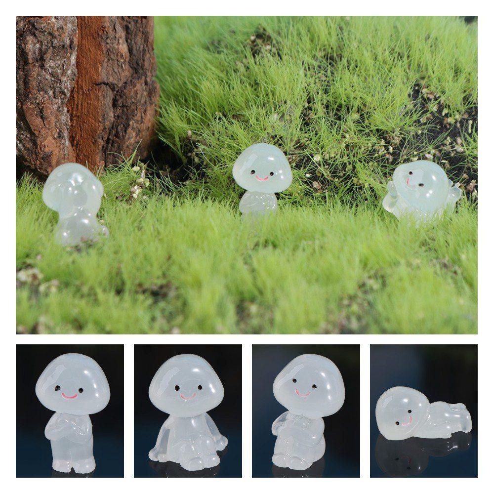 Mini People Ornament Cartoon Luminous Small People Figurines Glow in Dark Resin Crafts People Figurines Miniatures Cute DIY Little Man Statue Micro Landscape Ornaments