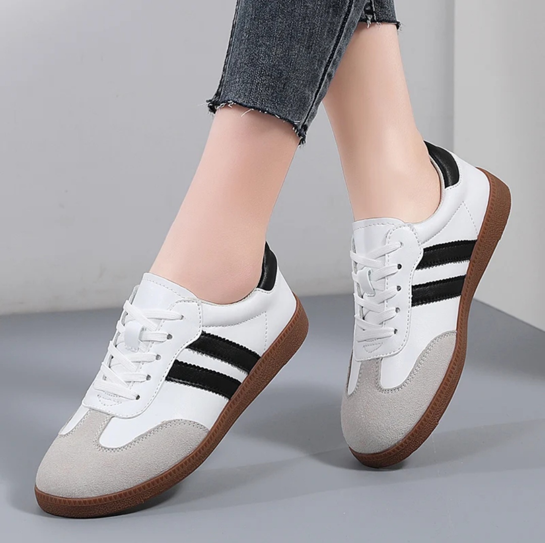 StrideFlex Samba OG Shoes - Women’s"