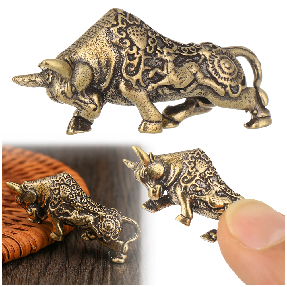 Gift Chinese Style Home Decoration Abstract Animal Sculpture Desktop Ornament Miniature Zodiac Cattle Brass Bull Figurine