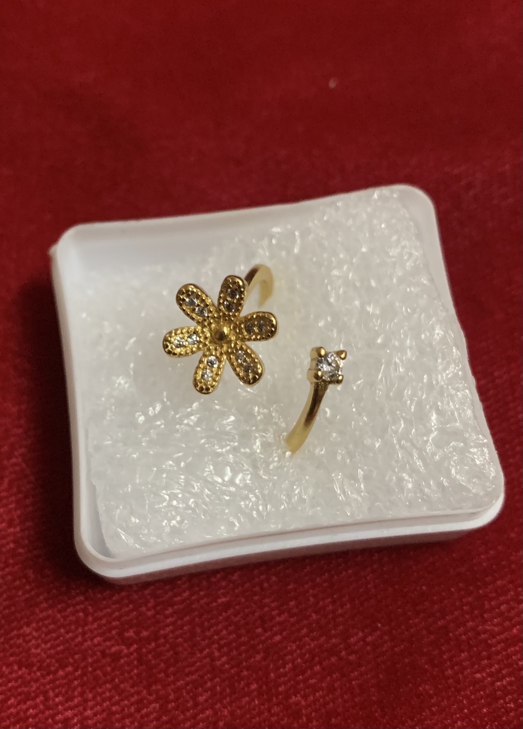 Gold Plated Free Size White Stone Embedded Flower Design Authi For Women(Panchadhatu)