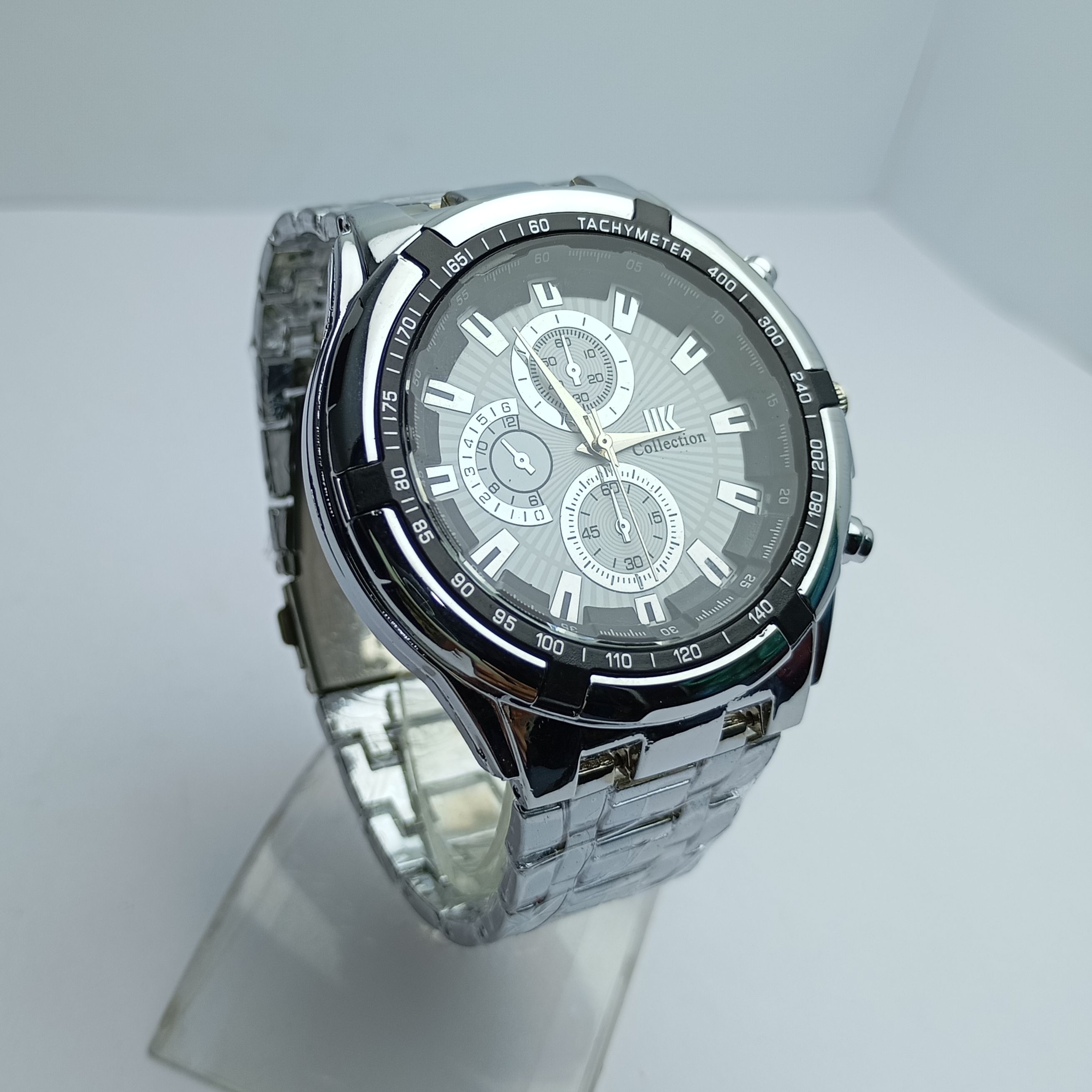Chronograph Design Round White Dial Watch For Men