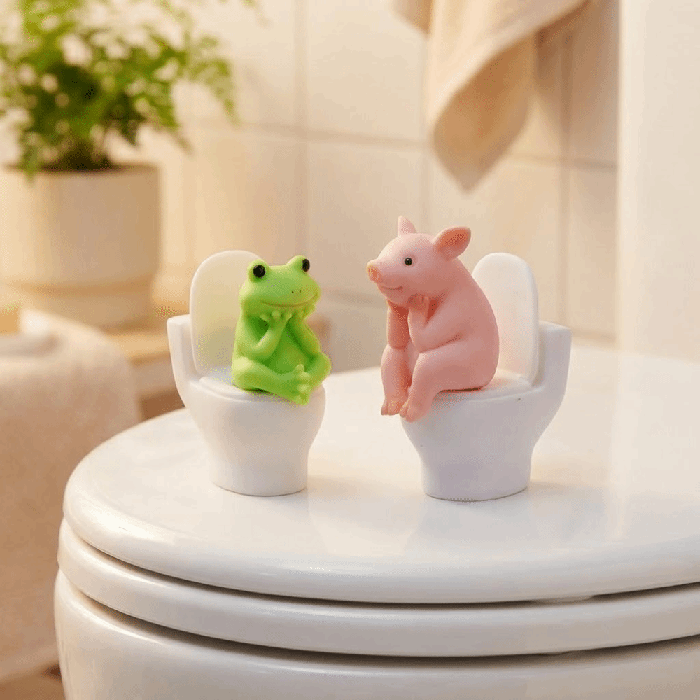 Funny Sitting on Toilet Bathroom Statue Creative Novelty Cute Pig Statue Cartoon Tabletop Decor Gag Gift