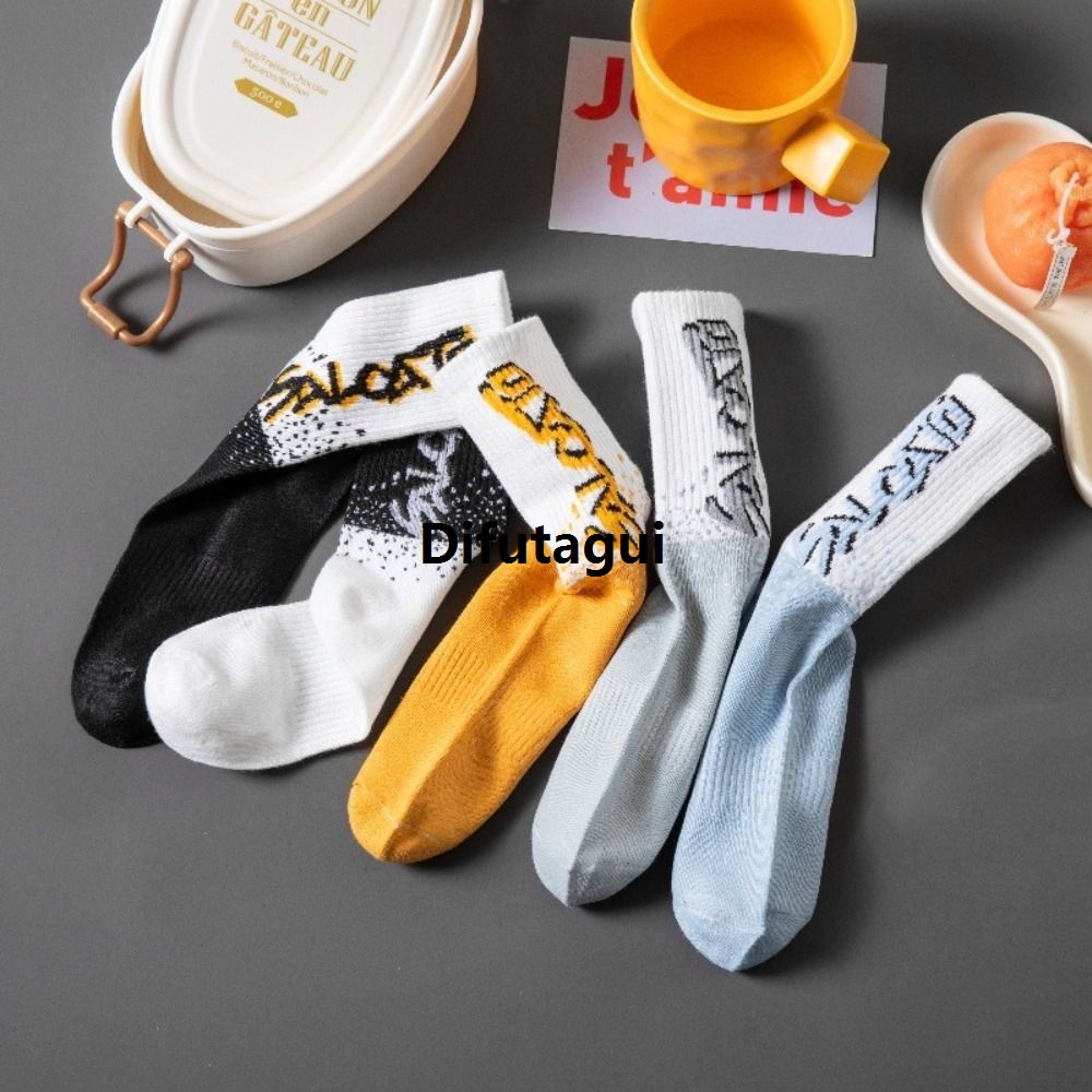 Difutagui Walking soccer middle men's basketball socks compression polyester Hot Luxury Selling socks anti slip deodorant calf practical sports socks hiking