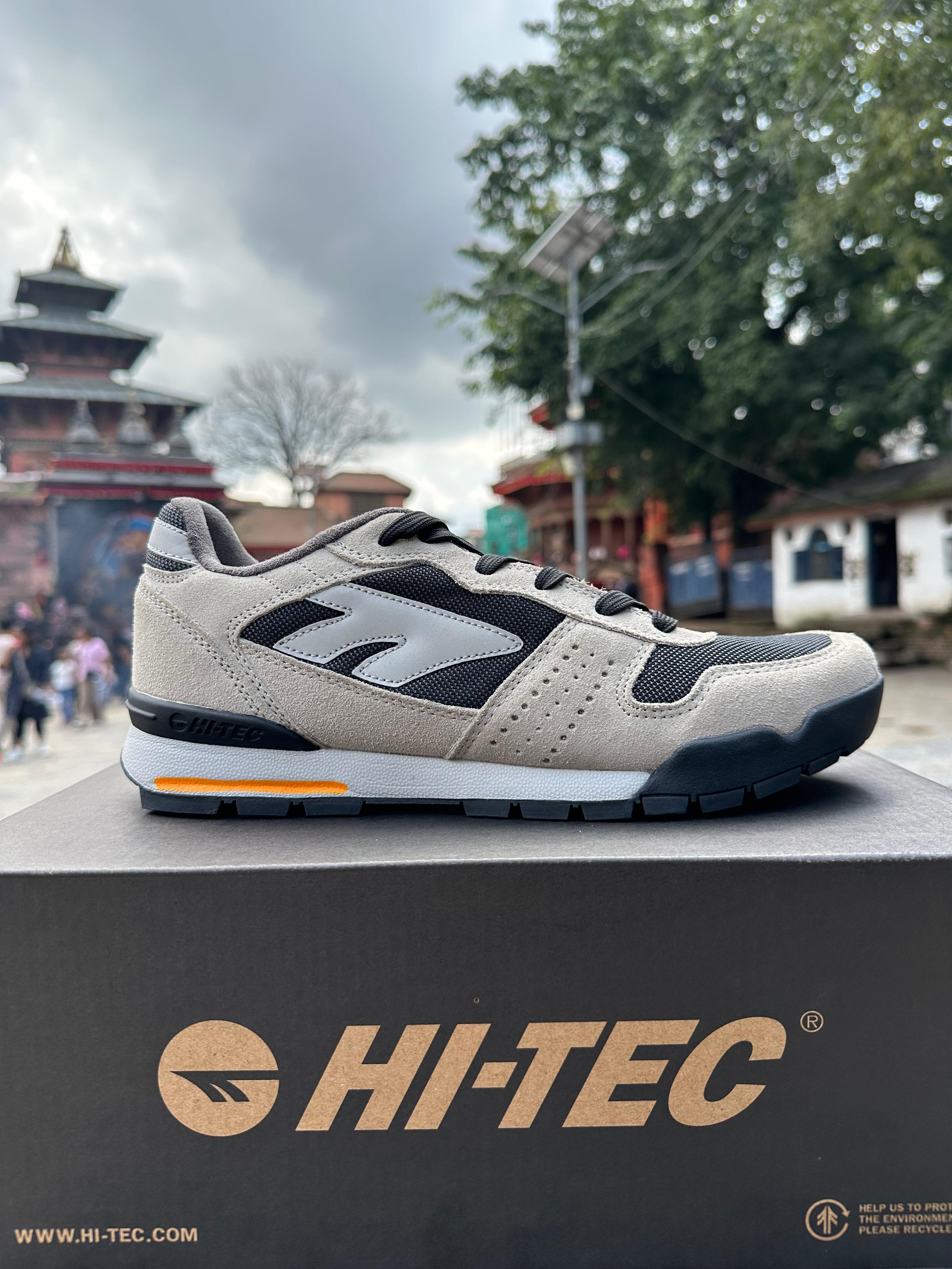 HI-TEC SL78 LOW TREKKING AND HIKING SHOES FOR MEN