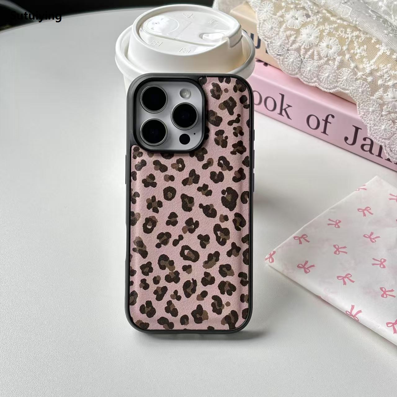 Sutuiying Retro Fashion Pink leopard Print Imitation Leather Matte Texture Luxury Protective Phone Case for iPhone 12 13 14 15 16 Pro Max