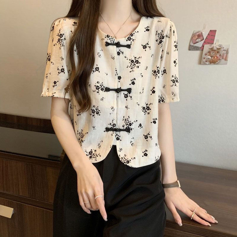Chinese Style Women's Buckle Shirts New Short Sleeved Top Fashion Floral Design Short Cut Shirt