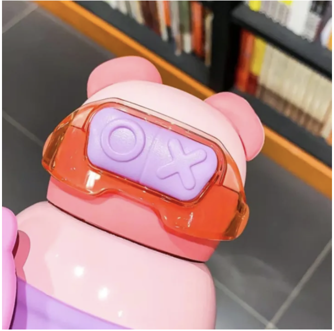 800ML Cartoon Happy Bear with Glasses Water/Drinks Bottle for Kids & Adults Summer Bottle Baby Bottle