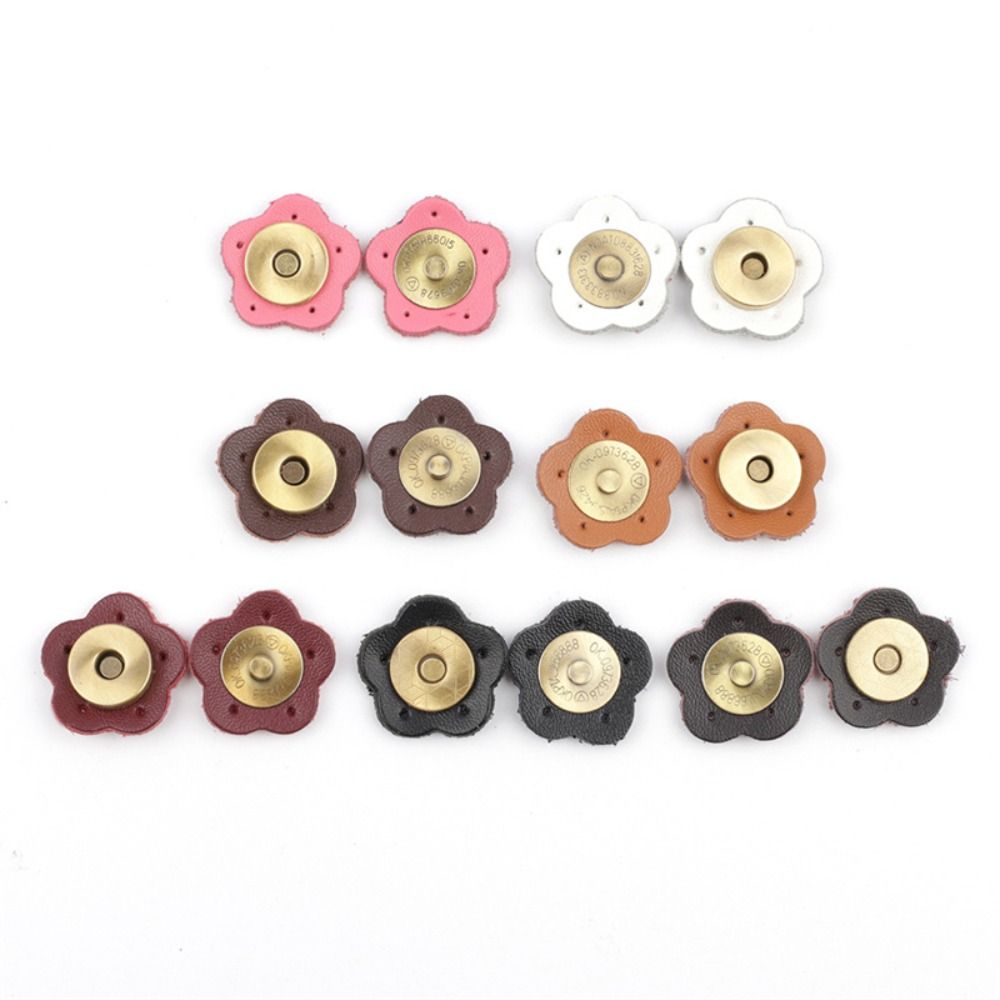 Universal Plum Blossom Shaped Bag Magnetic Buckle Handmade Genuine Leather Card Pack Buckle DIY Bag Clasps Buckle Bag Accessories