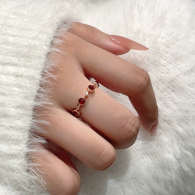 【Mega Sale】Retro Exquisite High-end Ring Women's Luxury Elegant Inlay Stacked Open Sweet Natural Ring