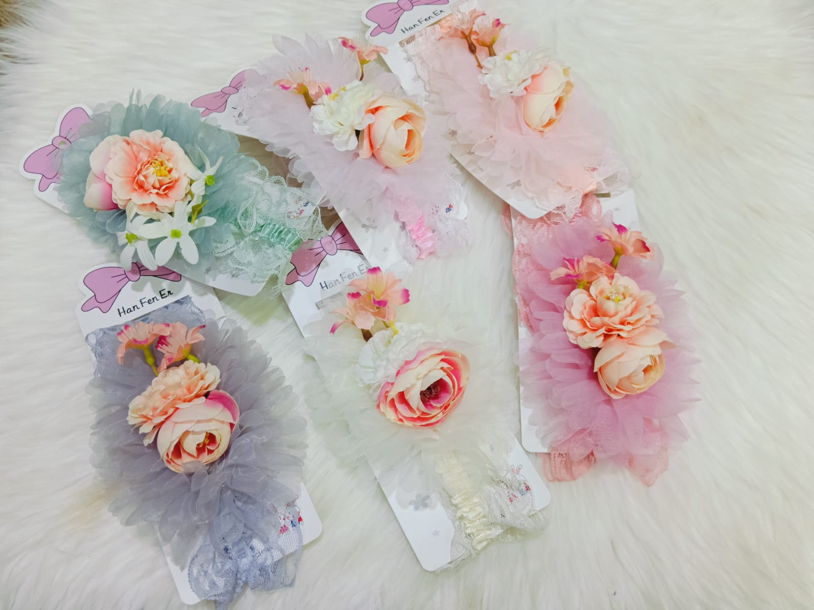 Adjustable Soft Woolen Flower Head Hair Bands For Babies/Kids
