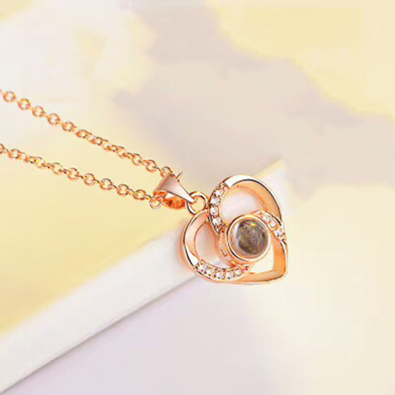 【New Letter Heart Necklace Female Creative 100 Languages I Love You Projection Clavicle Mother's Day Gift