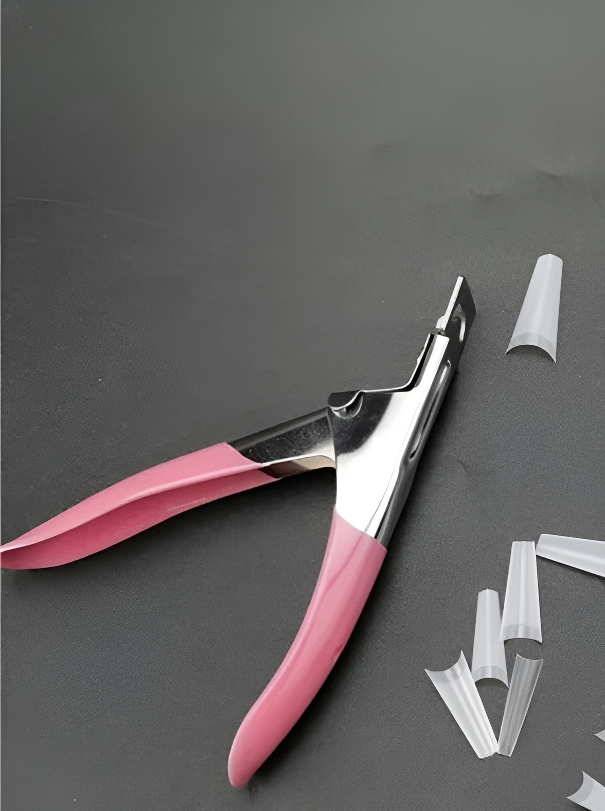1 Piece Nail Clippers for Nails and False Acrylic Nails Easy to Use Pink.