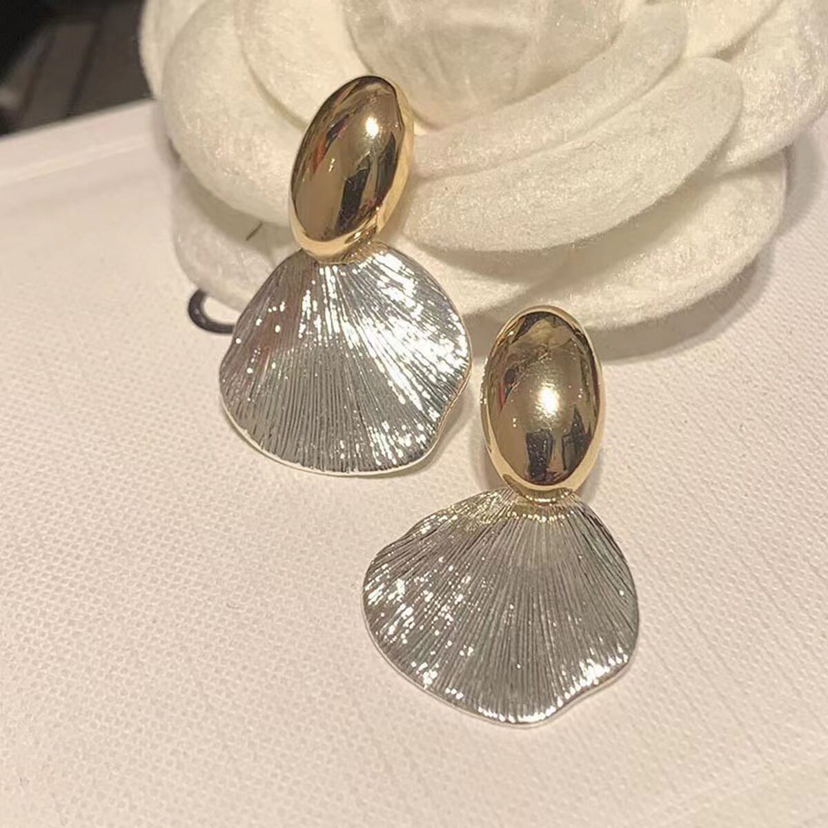Enacolor Elegant Fashion Metal Sea Shell Party Banquet Accessories