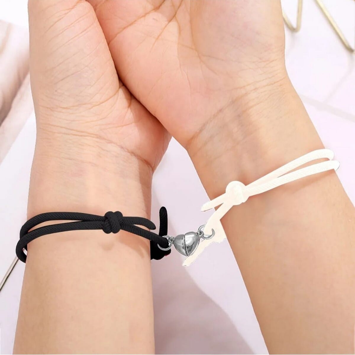 One Pair Heart-Magnetic Couple/Bestfriends Bracelets Gift