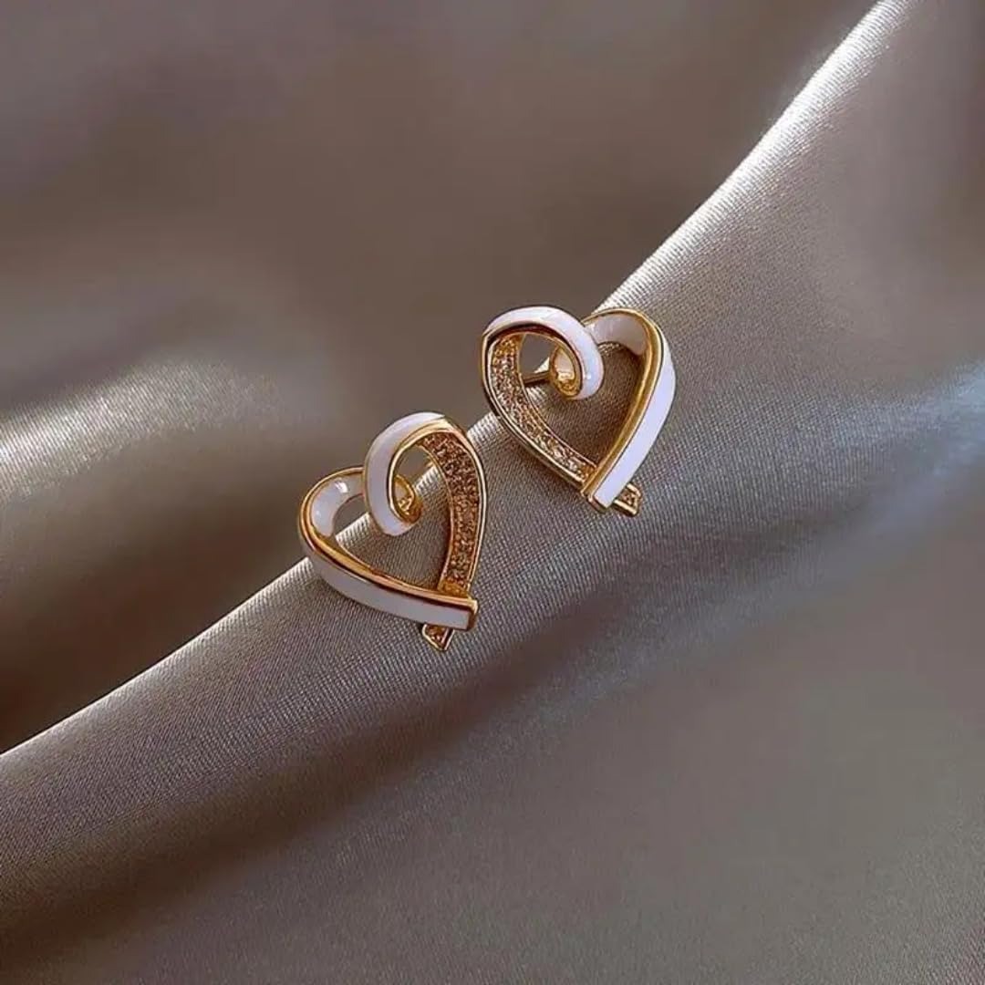 Stylish Fashionable Bling Blogger Heart Gold Plated Stud Sparkling Earrings for Women
