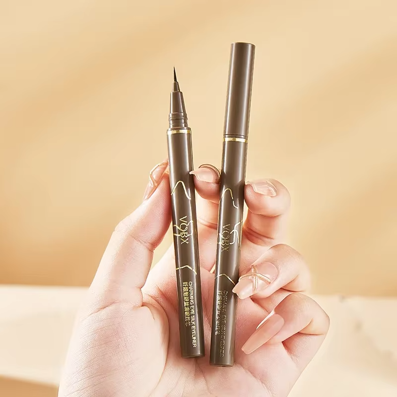 Rainbow Glitter Liquid Eyeliner Pen - Waterproof Smudge-Proof Precision Felt Tip Eye Liner for Long-Lasting Makeup