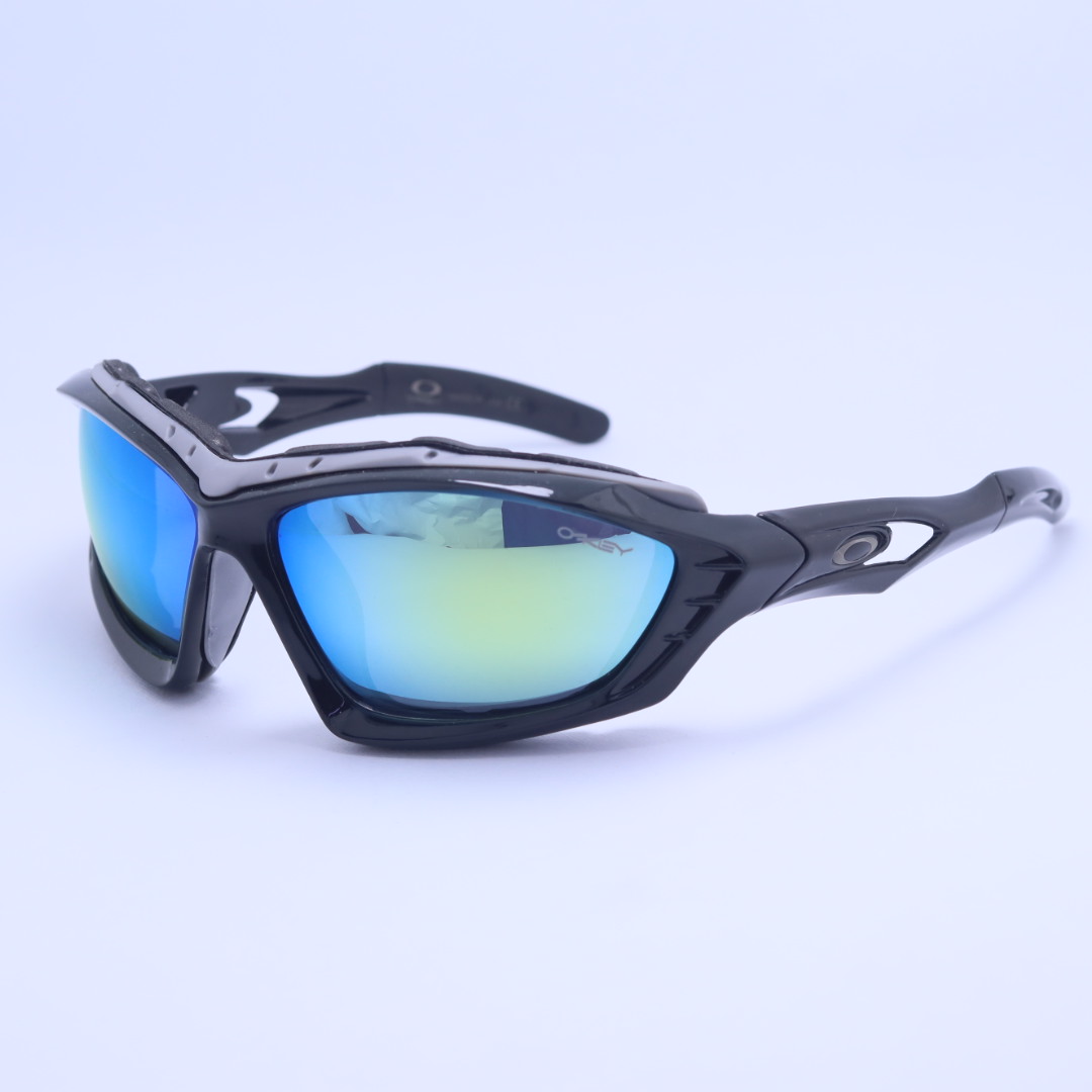 Sporty Polarized Design Black Blue YelloRed Sunglasses For Men