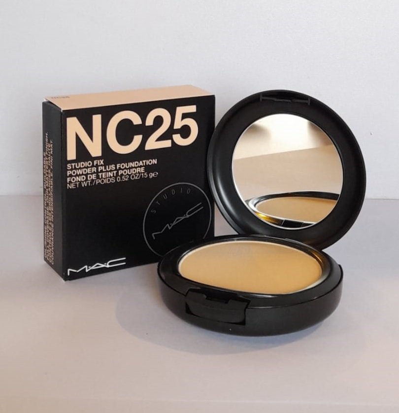 Mac Studio Fix Powder Plus Foundation Fond de Teint