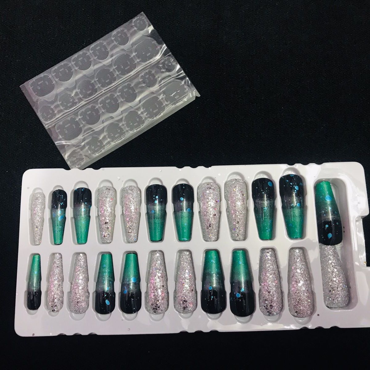 24 Pieces Sweet Fake Nails WithTape Glue