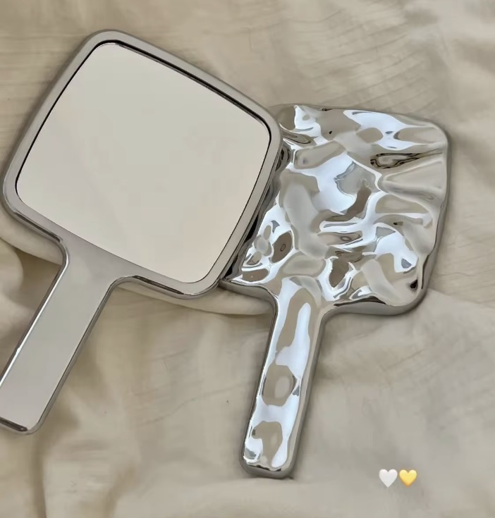 Masala Beads Retro Style Handheld Cosmetic Makeup Mirror Small Portable Mirror Shiny Vintage Silver Mini Pocket Mirror Portable Beauty Tool Daily Use