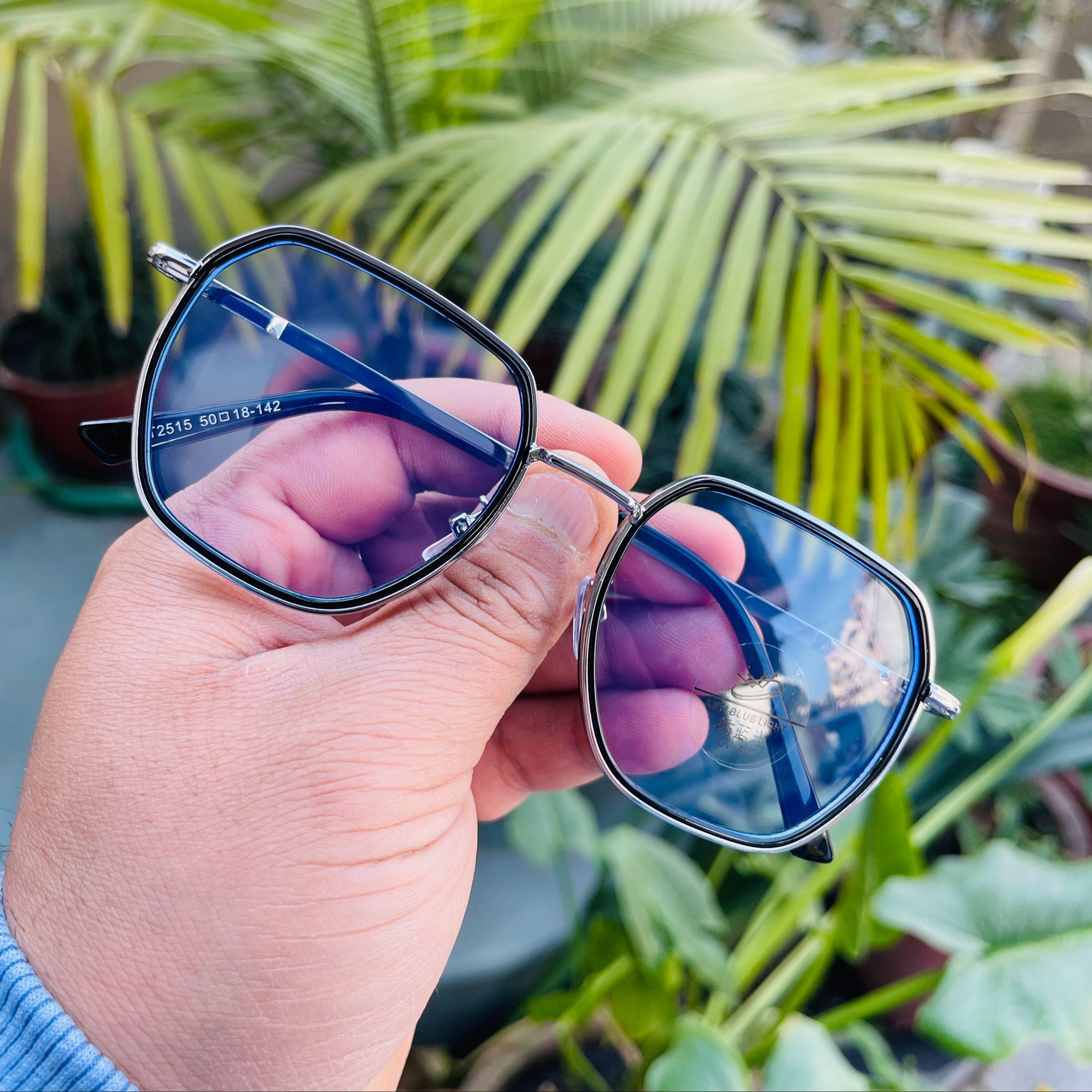 New Elegant Unisex Full Rim Optical Frame Glasses with Anti-Blue Light Coating and Cleaning Cloth - Trendy Square Design