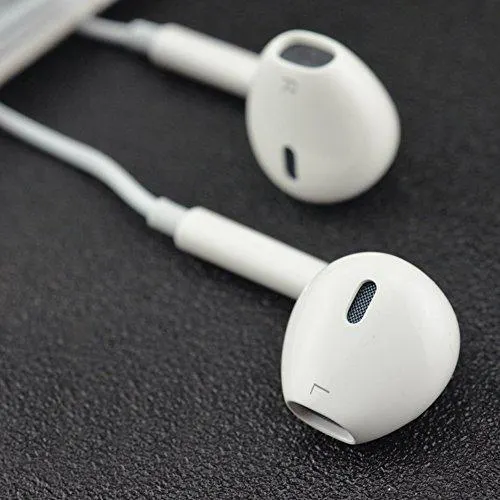 Ear Phone With Remote And Mic (Retail Sealed Pack)